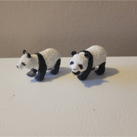 Schleich Panda Bears Set of 3 - Picture 4 of 4